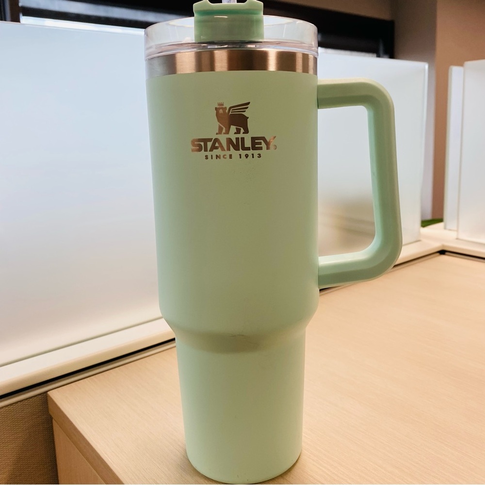 Tiffany Color Stanley